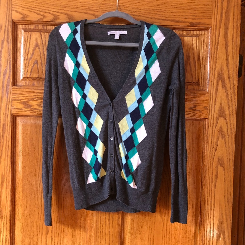 Old Navy gray argyle cardigan sweater. Excellent used condition. Size small.